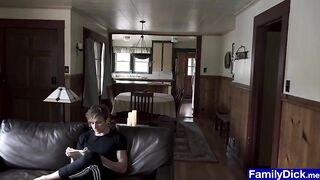 سكس شواذ - نيك مولع ازبار الجد مع احفاده - xnxx gay