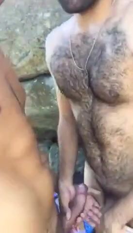 سكس شواذ - أفلام سكس رجل عربي يمص قضيب صاحبه